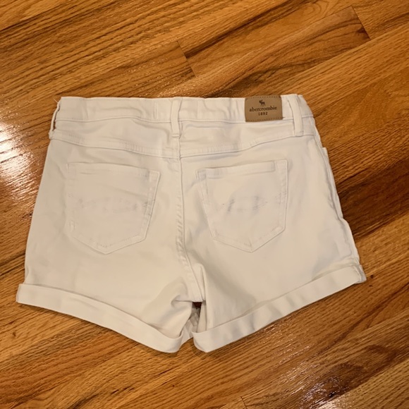 Abercrombie kids jean shorts - Picture 3 of 3
